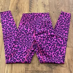 NWOT Beach Riot Sport Pink Cheetah Shimmer Leggings, Small